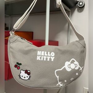 Hello Kitty Crossbody Bag